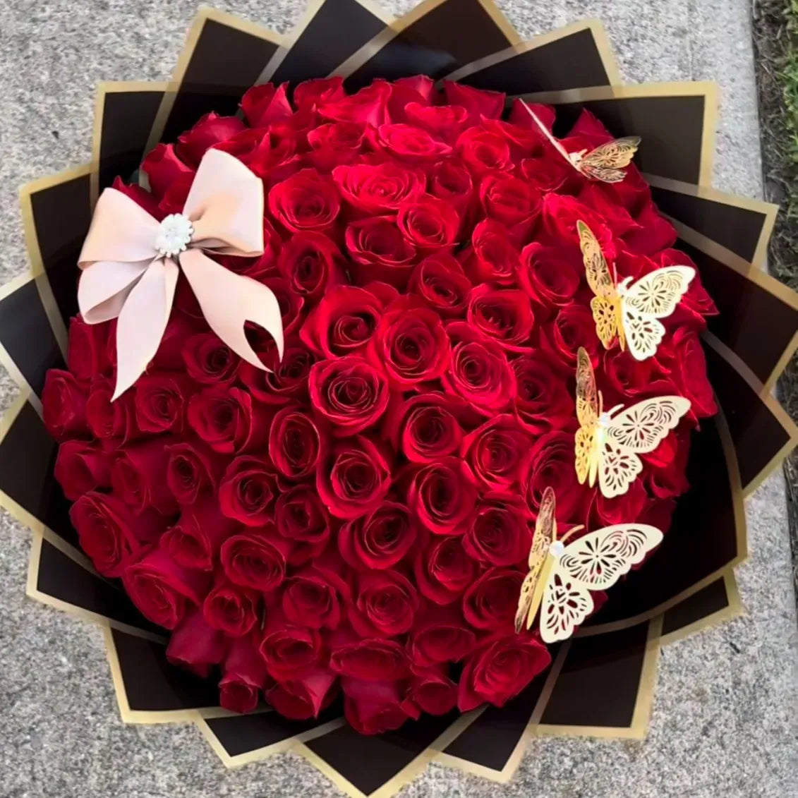 70 Red Roses Bouquet