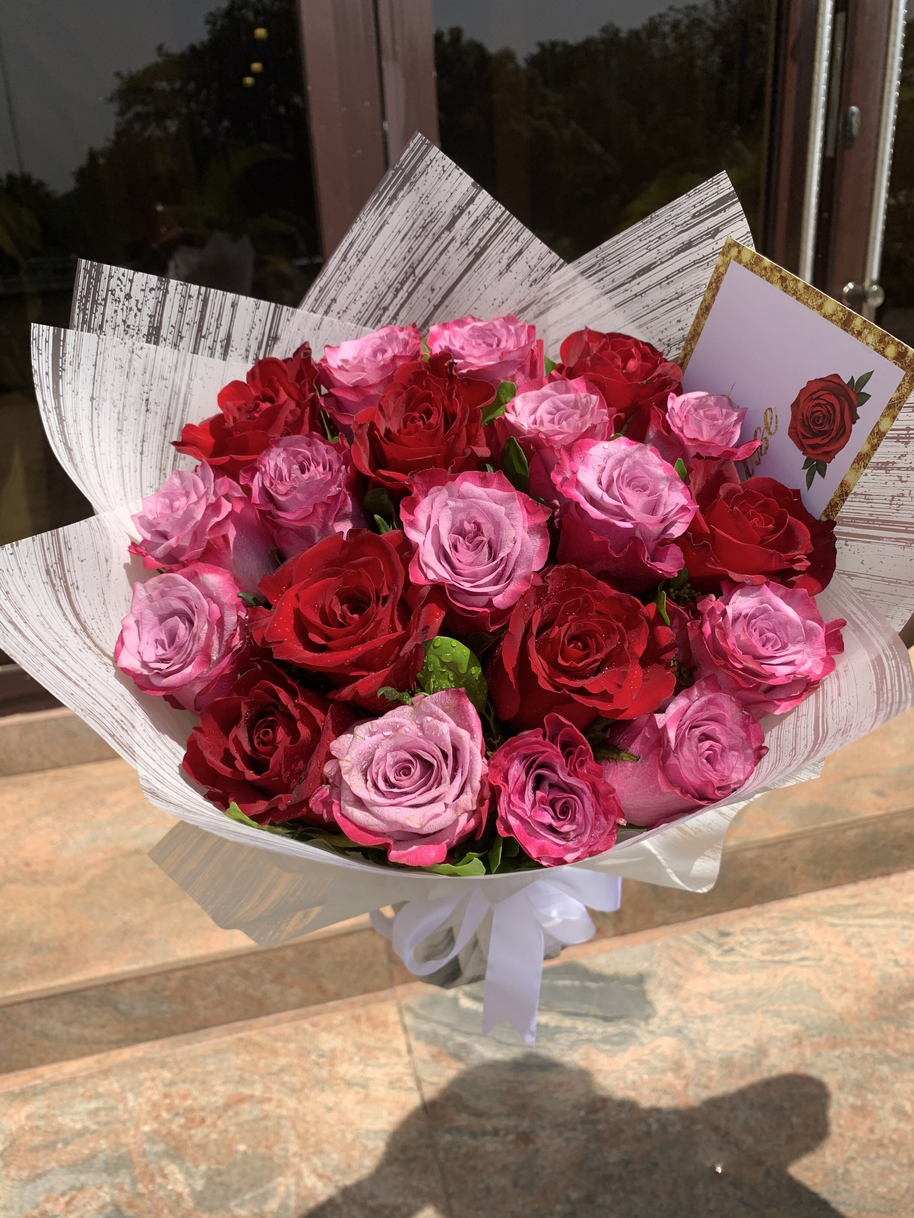 20 Roses Purple/Red