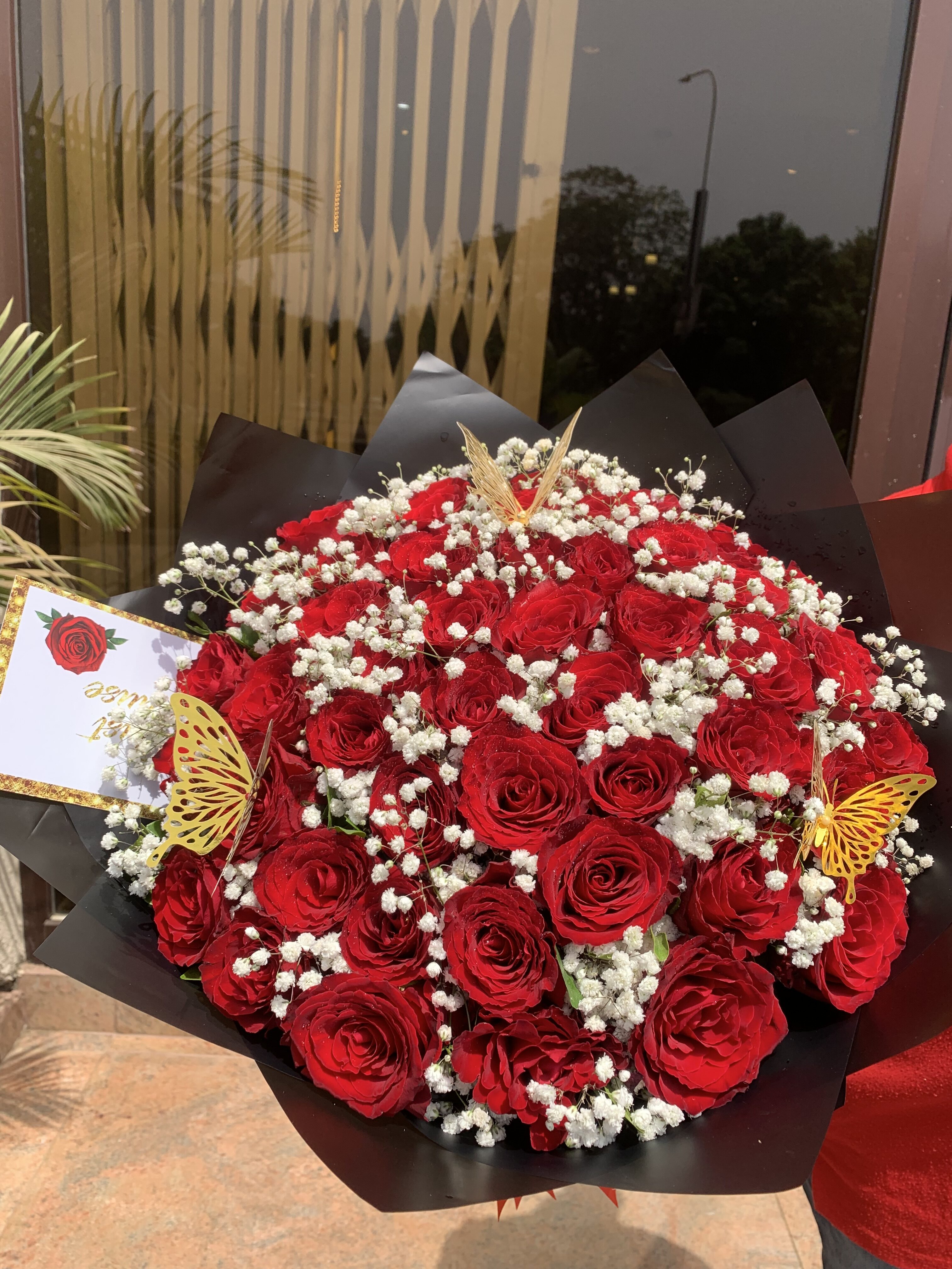 50 Red Roses with fillers