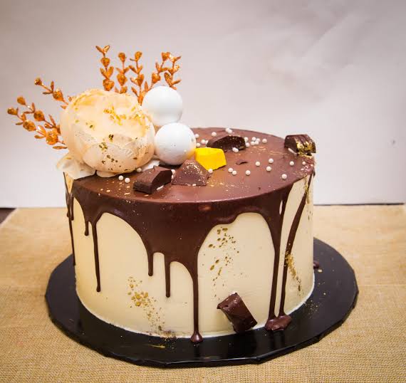 Cake 10”
